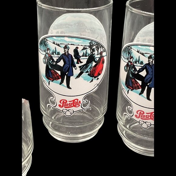 Pepsi Cola Soda Winter Scene Clear Skating Victorian 1980s Drinking Glasses - Picture 8 of 12